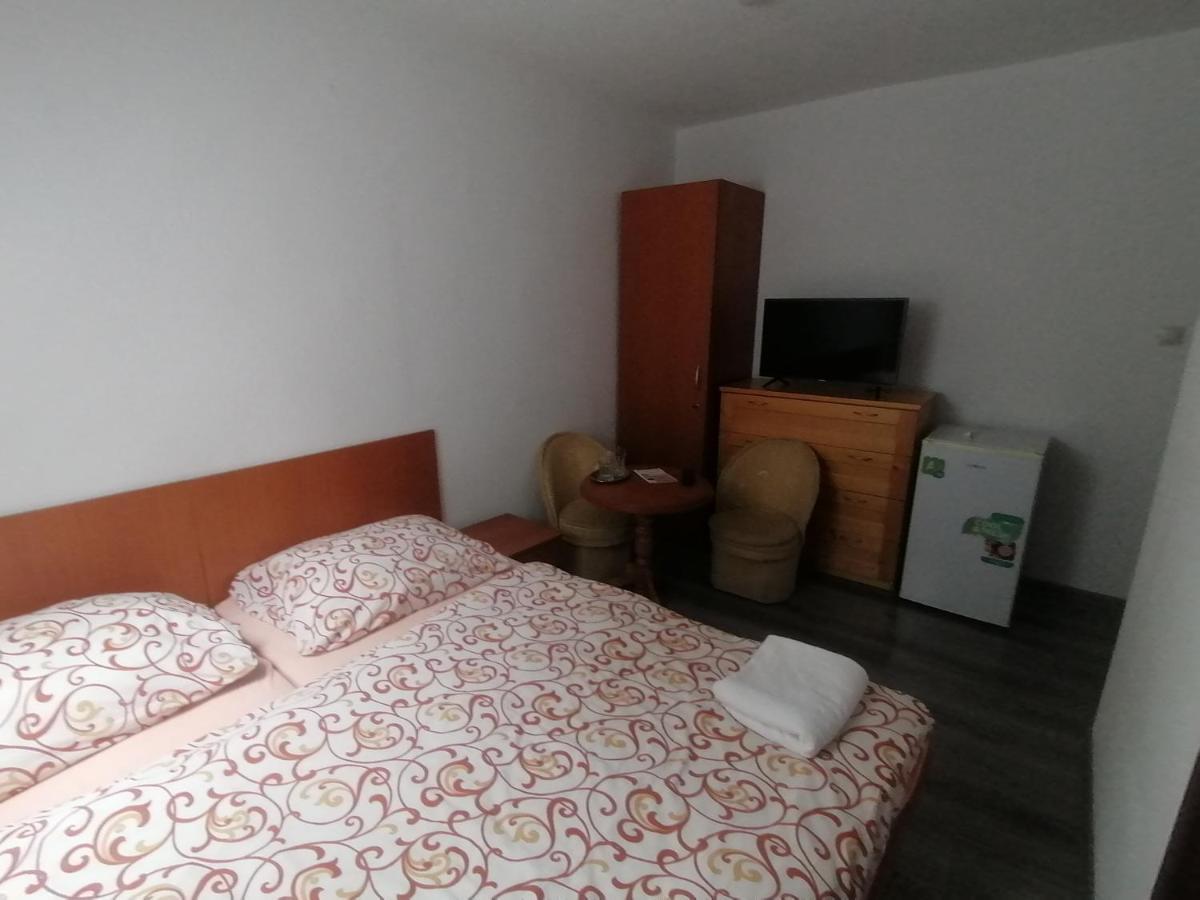 Penzion** Amalka Hriňová 外观 照片